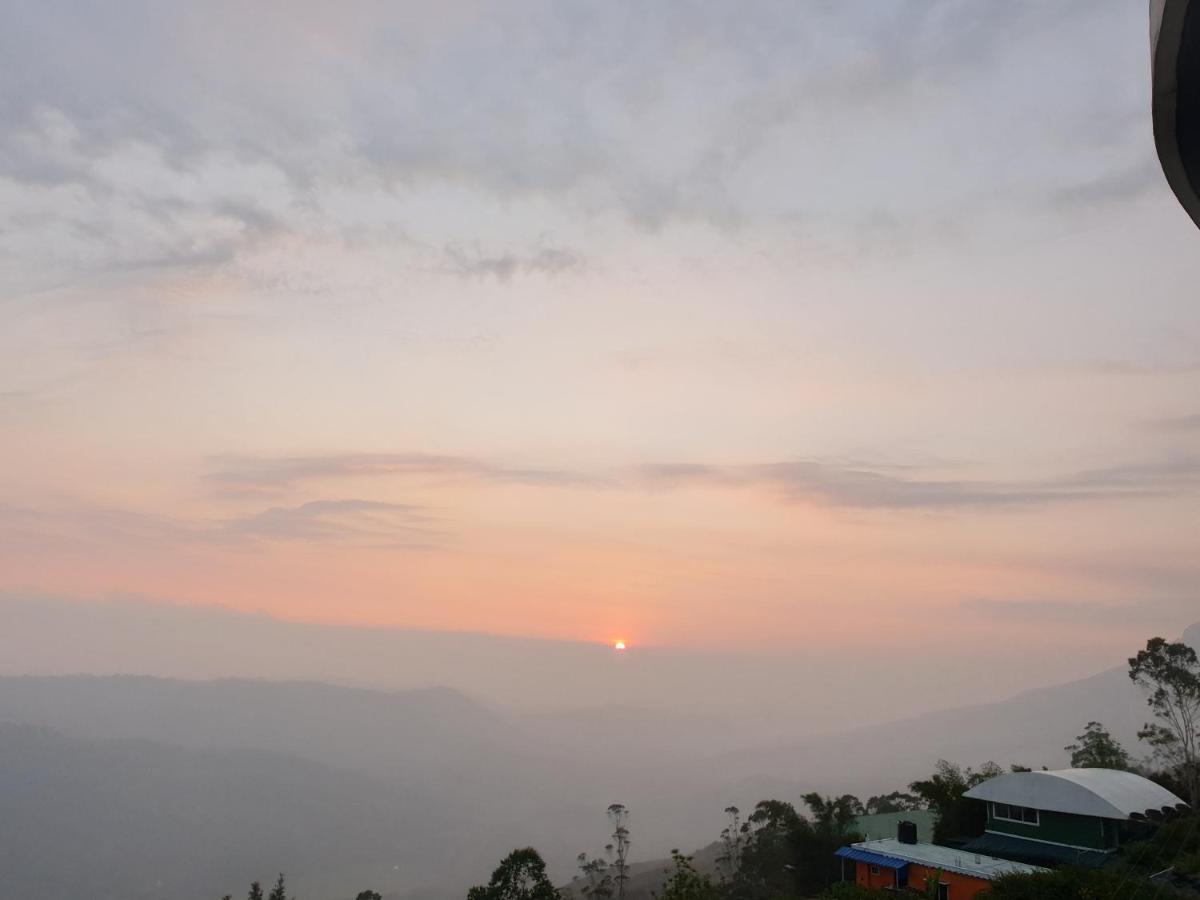 Seekend Holidays Munnar Chinnakanal ภายนอก รูปภาพ